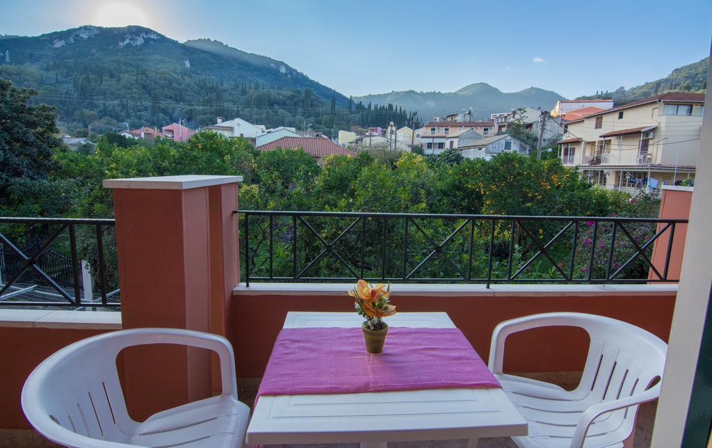 Panos Apartments Benitses  Exteriér fotografie